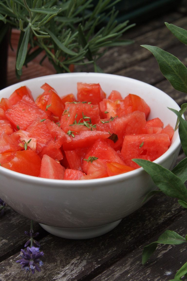 Erlebnisreicher Tomaten-Wassermelonen-Salat - fox-walk.de